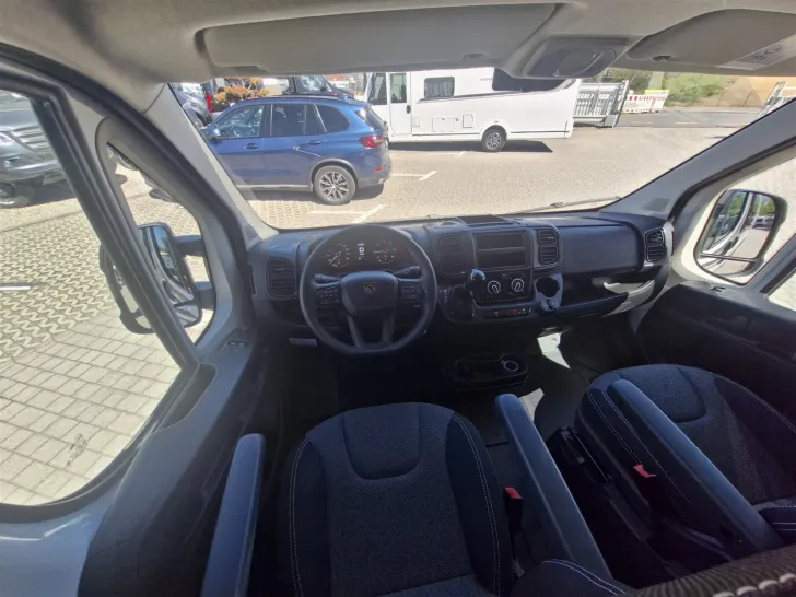 Fahrzeugbild Carado CV640 Entry *e.-Trittstufe*AWT isoliert/beheizt* #31