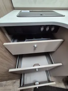 Fahrzeugbild Carado T447 pro+ *Hubbett*Markise*Safety-Paket* #21