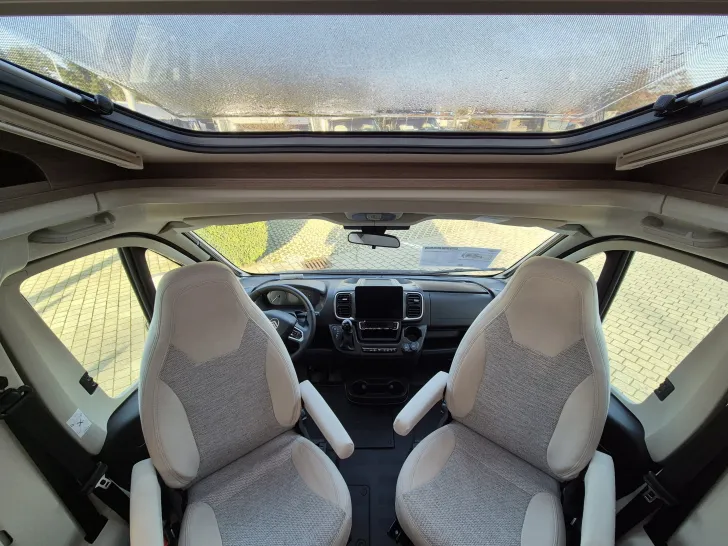 Fahrzeugbild Carado V132 pro+ *LED*Fahrradträger*Safety*Navi* #35