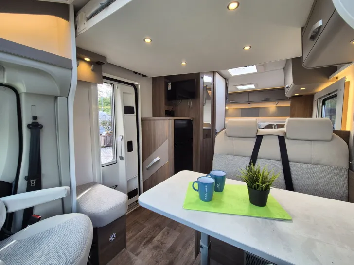 Fahrzeugbild Carado T338 pro+ *LED*Hubbett*Digital-Paket* #15