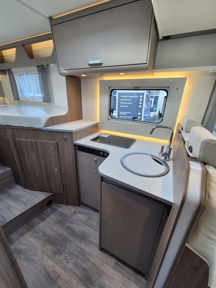 Fahrzeugbild Carado T338 pro+ *LED*Hubbett*Digital-Paket* #23