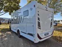 Fahrzeugbild Carado T447 pro+ *Safety-Paket*Hubbett*Holzrost* #5