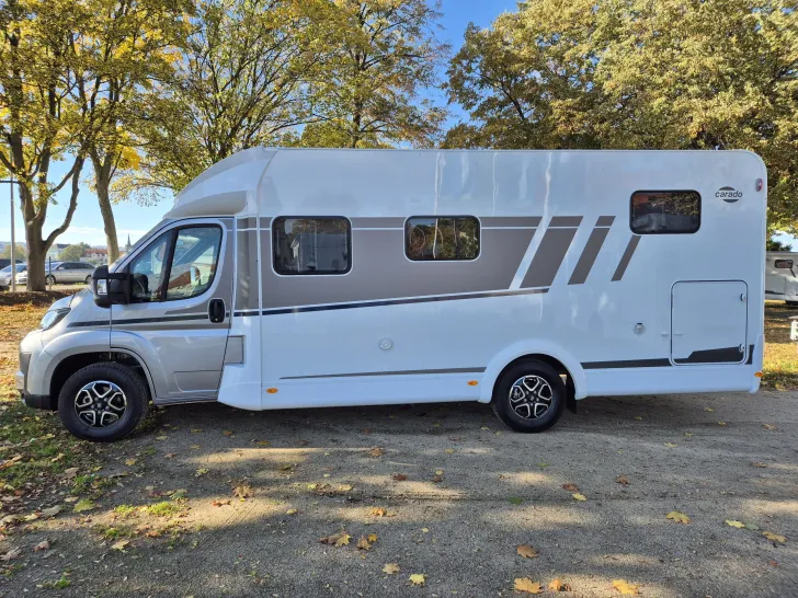 Fahrzeugbild Carado T447 pro+ *Safety-Paket*Hubbett*Holzrost* #41