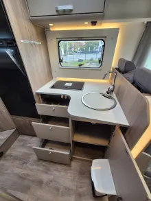 Fahrzeugbild Carado T448 pro+ *5 Sitzplätze*5 Schlafplätze*Hubbett #17