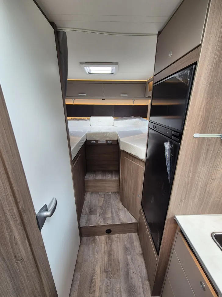 Fahrzeugbild Carado T448 pro+ *5 Sitzplätze*5 Schlafplätze*Hubbett #20