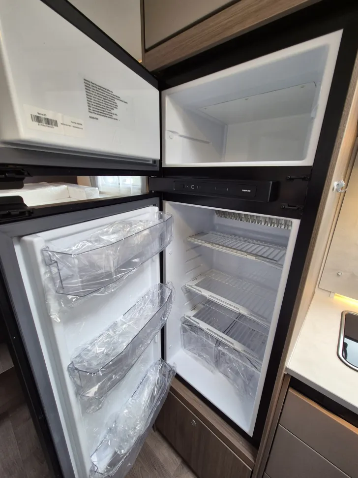 Fahrzeugbild Carado T448 pro+ *5 Sitzplätze*5 Schlafplätze*Hubbett #21