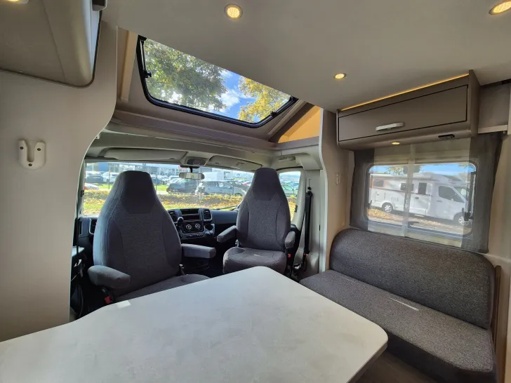 Fahrzeugbild Carado T448 pro+ *5 Sitzplätze*5 Schlafplätze*Hubbett #33