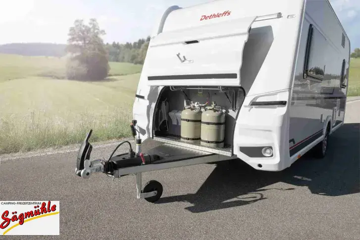 Fahrzeugbild Dethleffs Camper 530 FSK mit Etagenbetten #4
