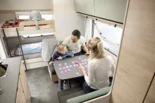 Fahrzeugbild Dethleffs Camper 530 FSK mit Etagenbetten #6