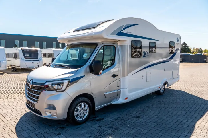 Fahrzeugbild Ahorn Camp Camp T 690 *30 Jahre Ed.*Navi*SAT*TV*Solar* #2