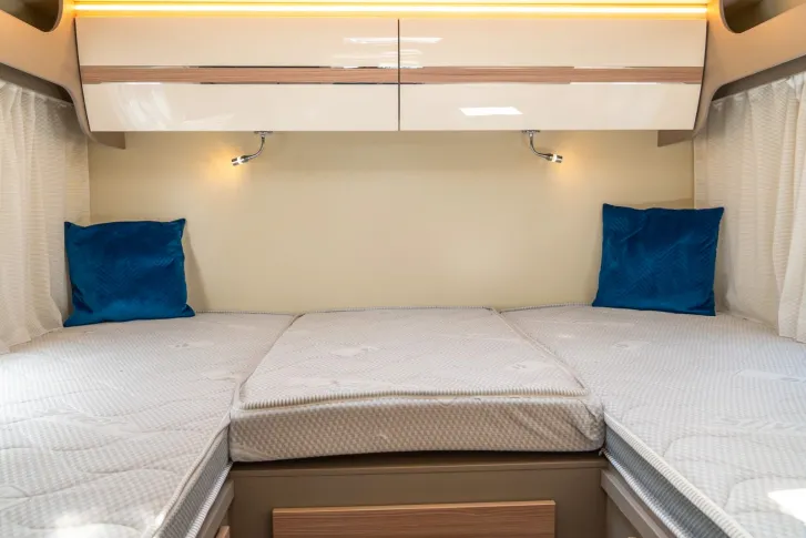 Fahrzeugbild Ahorn Camp Camp T 690 *30 Jahre Ed.*Navi*SAT*TV*Solar* #14