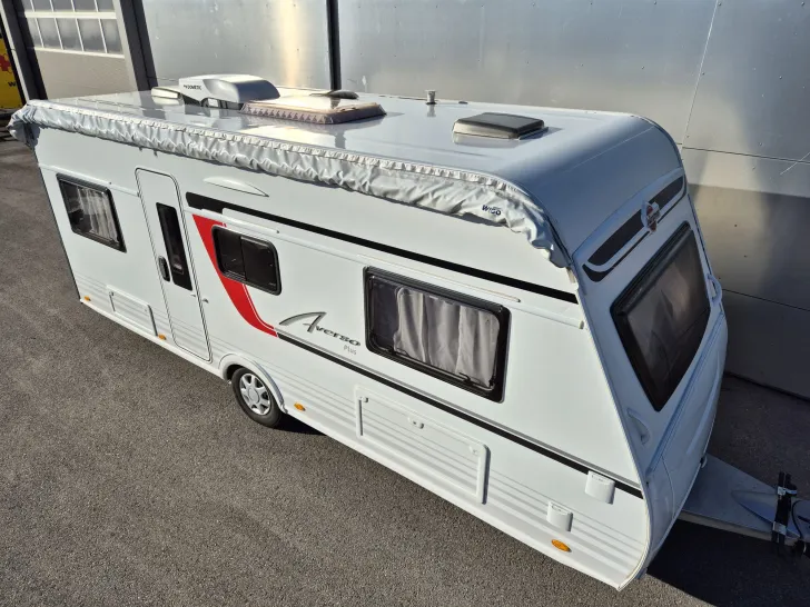 Fahrzeugbild Bürstner Averso Plus 520 TL sehr wenig genutzt #1