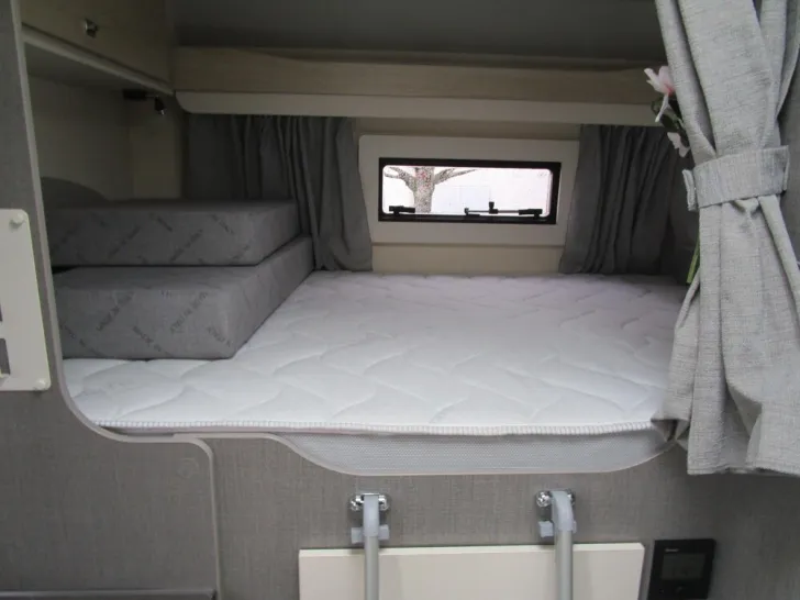 Fahrzeugbild Ahorn Camp Camp A 595 #12