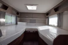 Fahrzeugbild Carado T447 pro+ *Hubbett*TV-Paket*Bettumbau* #23