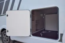 Fahrzeugbild Carado T447 pro+ *Hubbett*TV-Paket*Bettumbau* #26