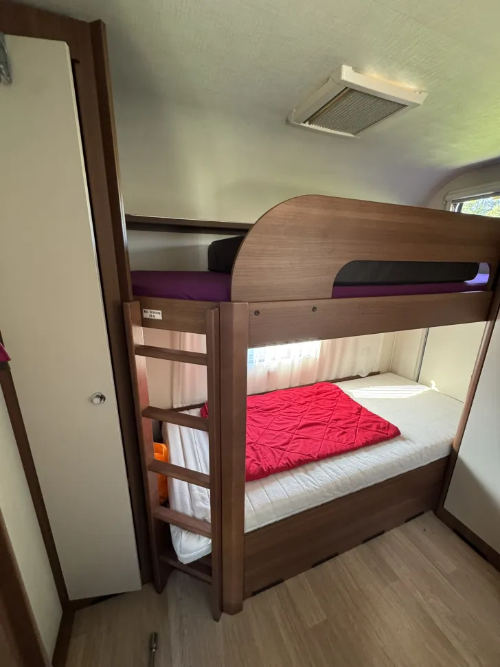 Fahrzeugbild LMC Vivo 522 K #8
