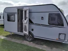 Fahrzeugbild Knaus Südwind 450 FU Black Selection Modell 2026 #12