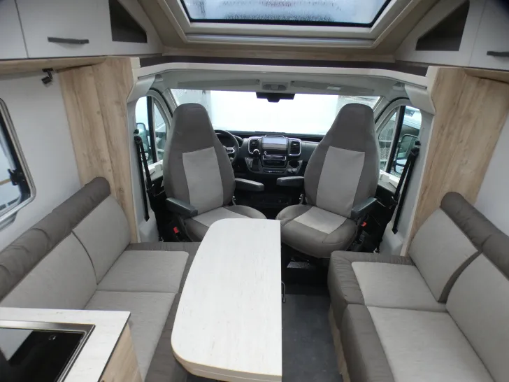 Fahrzeugbild Eura Mobil Profila T 720 QF Sat Anlage / Solar #9