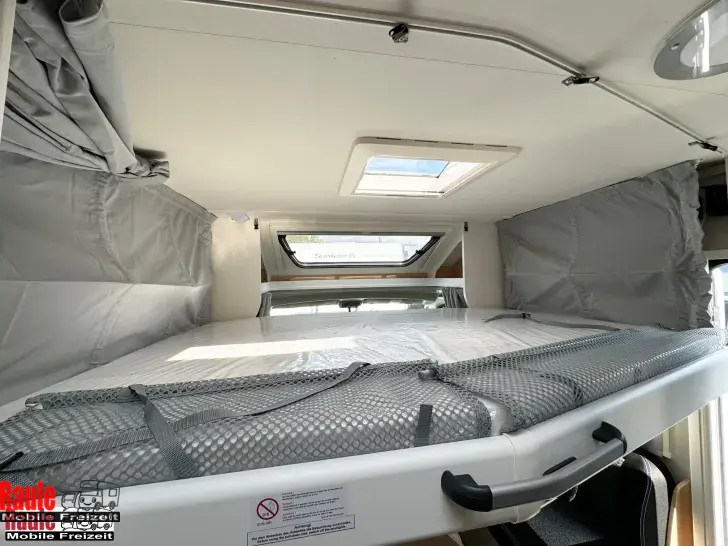 Fahrzeugbild Sunlight T 67 Markise + RFK *ab September* #11