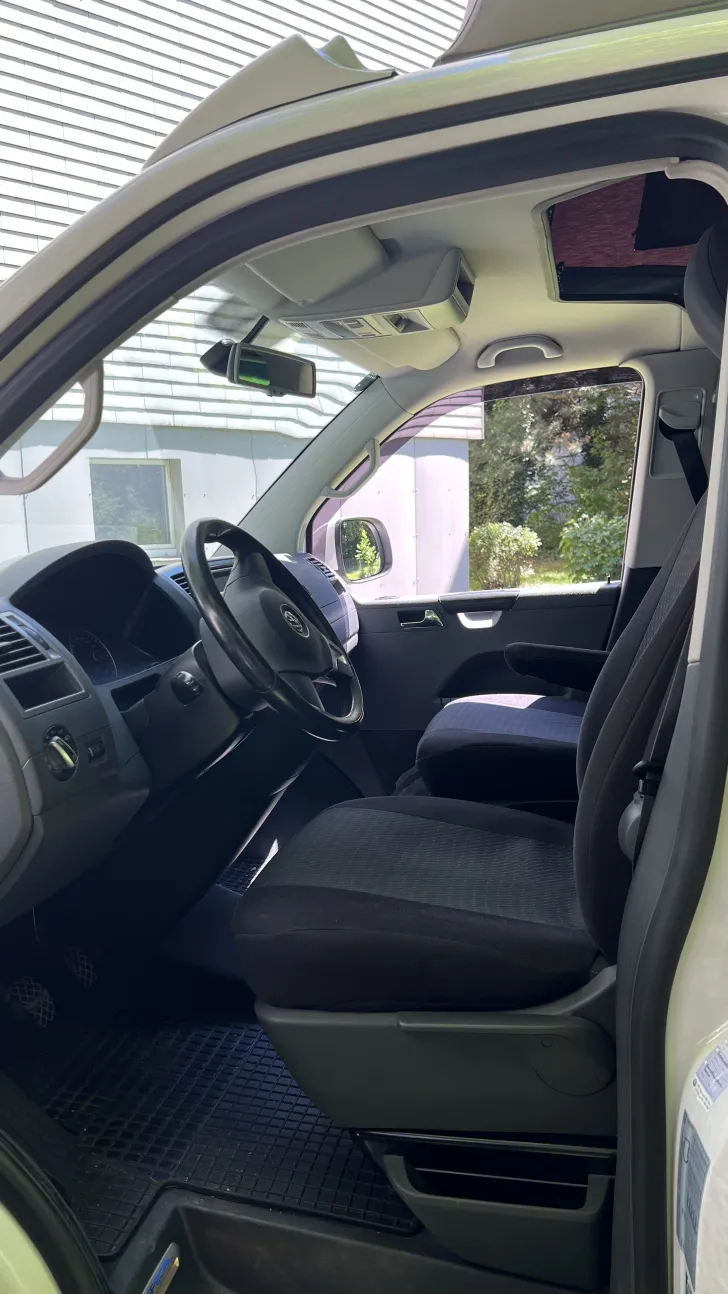 Fahrzeugbild VW T5 MULTIVAN mit Aufstelldach #9