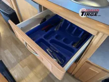 Fahrzeugbild Hobby Exclusive 650 KMFe Schutzdach #11