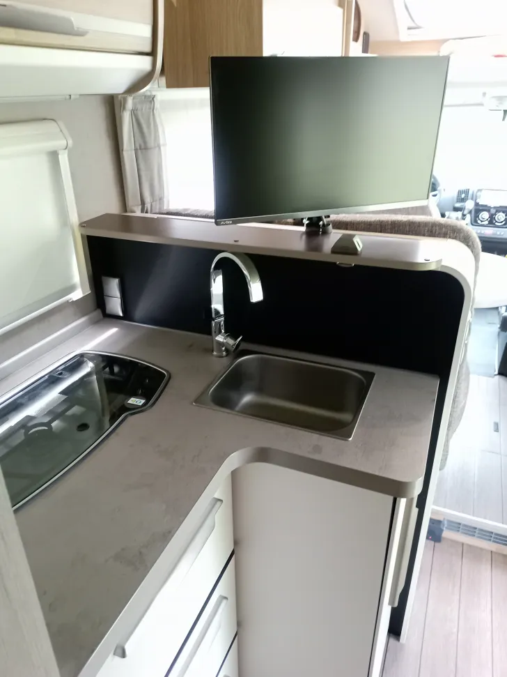 Fahrzeugbild Knaus L!VE WAVE Sehr gut gepflegt #7