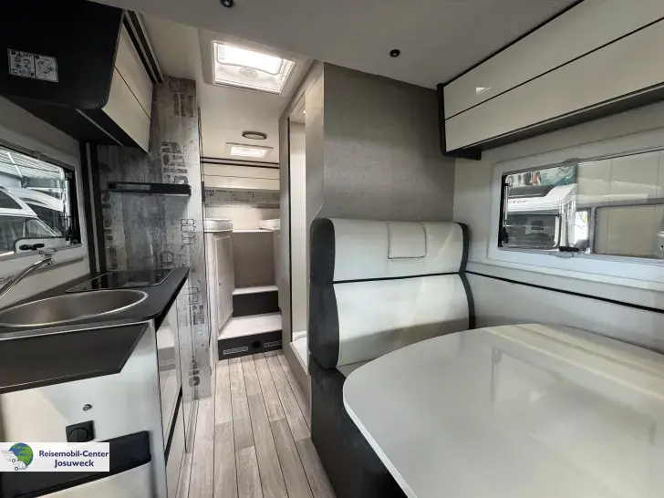 Fahrzeugbild Forster T Coupé 669 EB Coupe Einzelbetten Hubbett #14