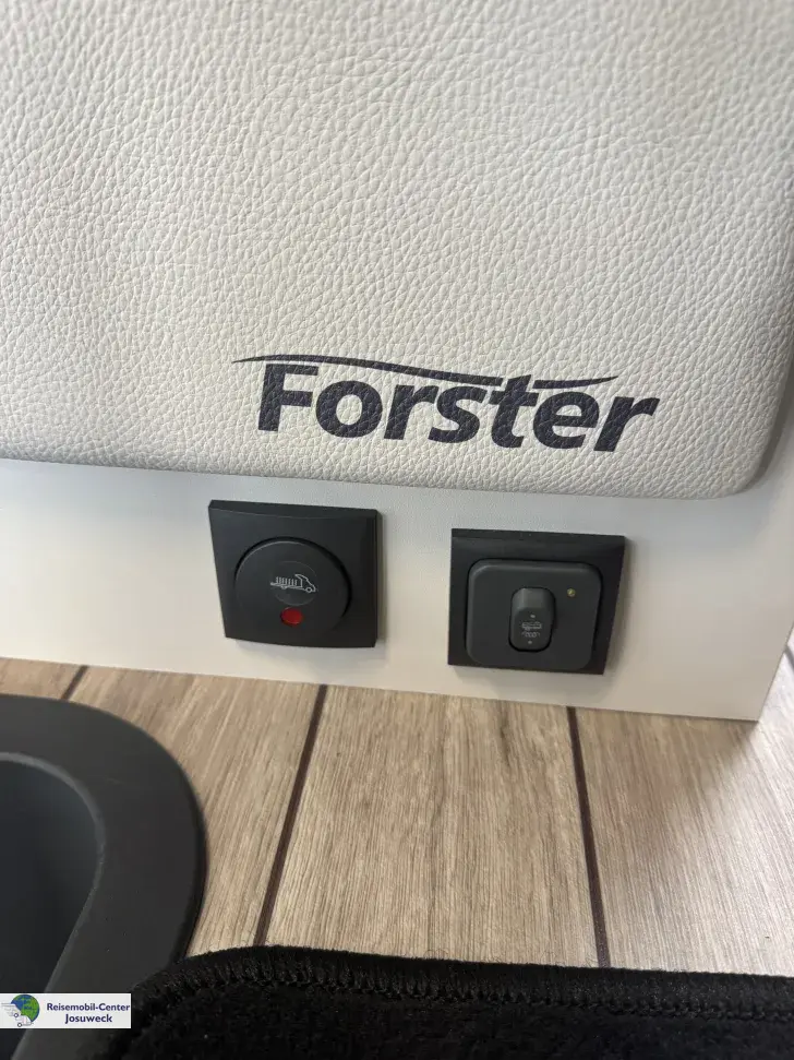 Fahrzeugbild Forster T Coupé 669 EB Coupe Einzelbetten Hubbett #15