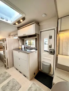 Fahrzeugbild Bürstner Premio Plus 510 TK Hubbett mit Mover+FBH #13