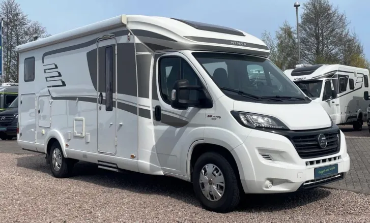 Fahrzeugbild Hymer Tramp SL 588 1.Hand/Hubstützen/Solar #3