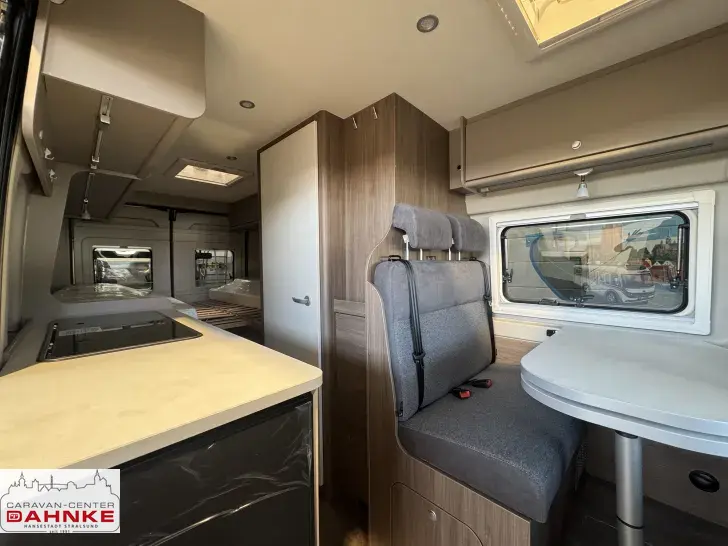 Fahrzeugbild Carado CV 640 PRO+ Dieselheizung/ Markise/ ACC #9