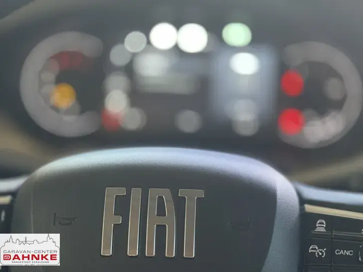 Fahrzeugbild Carado CV 640 PRO+ Dieselheizung/ Markise/ ACC #16