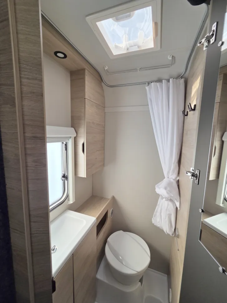 Fahrzeugbild Weinsberg CaraOne 390 QD #17