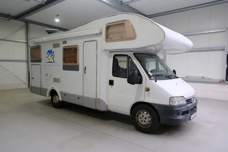 Fahrzeugbild Knaus Sun Traveller 658 LG/Festbett/Garage/Truma #2