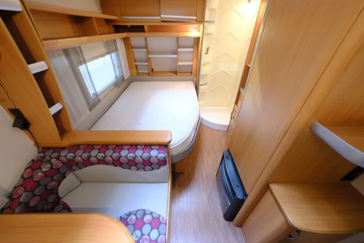 Fahrzeugbild Fendt Saphir 390/Festbett/Dachreling/Truma #10