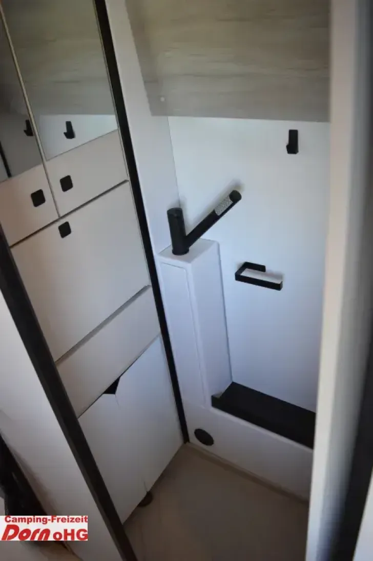 Fahrzeugbild Bürstner Habiton HMX 6.0 6 Pakete, Clesana #18
