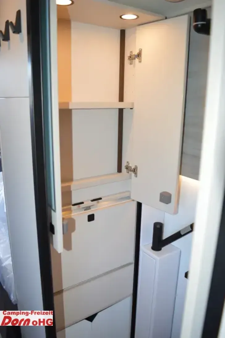 Fahrzeugbild Bürstner Habiton HMX 6.0 6 Pakete, Clesana #19