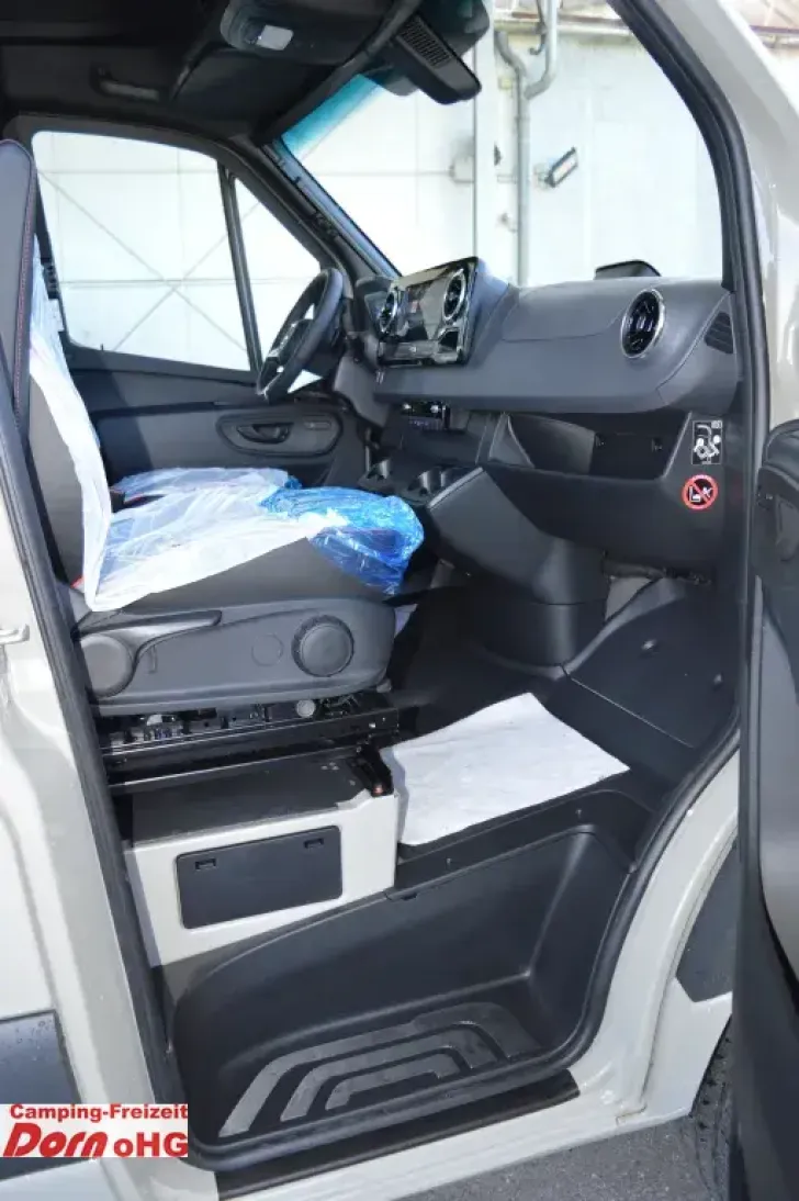 Fahrzeugbild Bürstner Habiton HMX 6.0 6 Pakete, Clesana #35