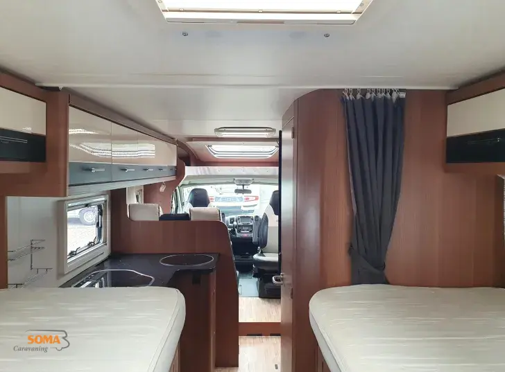 Fahrzeugbild LMC Cruiser T 672 G #14