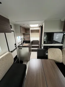 Fahrzeugbild Bürstner Signature SFT 7.1 #12