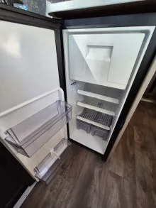 Fahrzeugbild Carado CV640 PRO+ Aufstelldach*Schwenkbad* #18