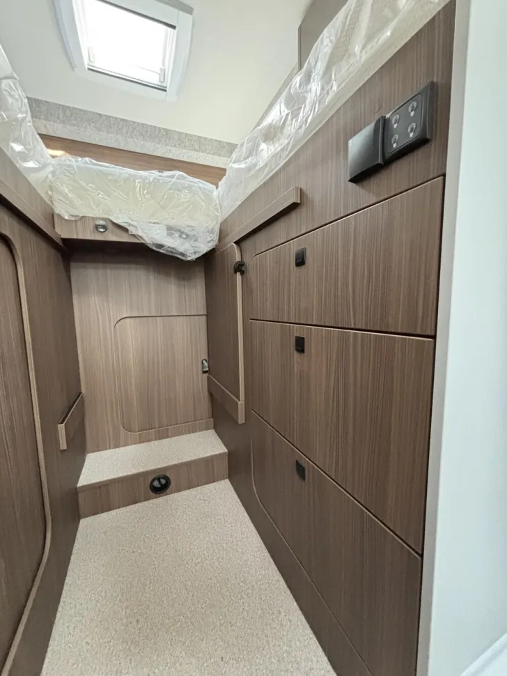 Fahrzeugbild LMC Cruiser 750 EL #24