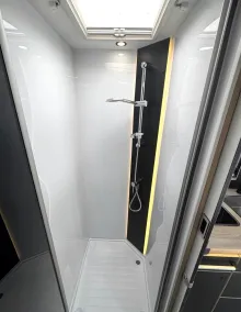 Fahrzeugbild Chausson Teilintegrierte 640 Titanium Line #17