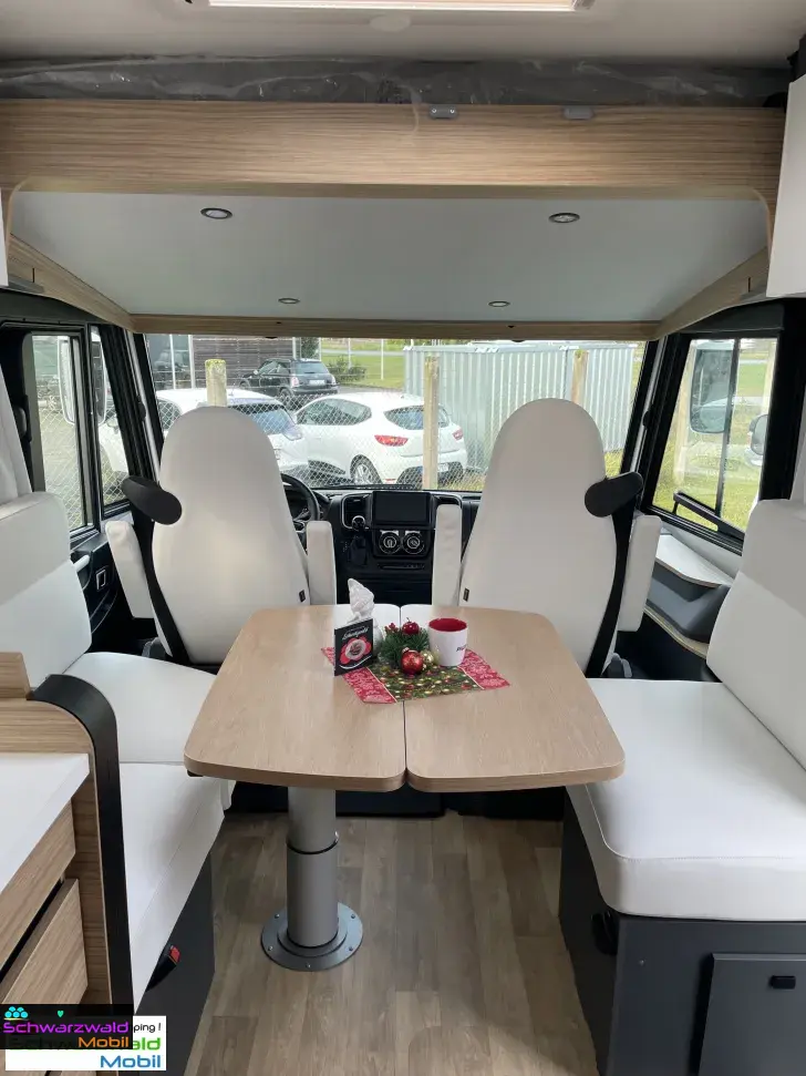 Fahrzeugbild Pilote G720FGJ Evidence MJ26  Lithium, Wechselrichter #5