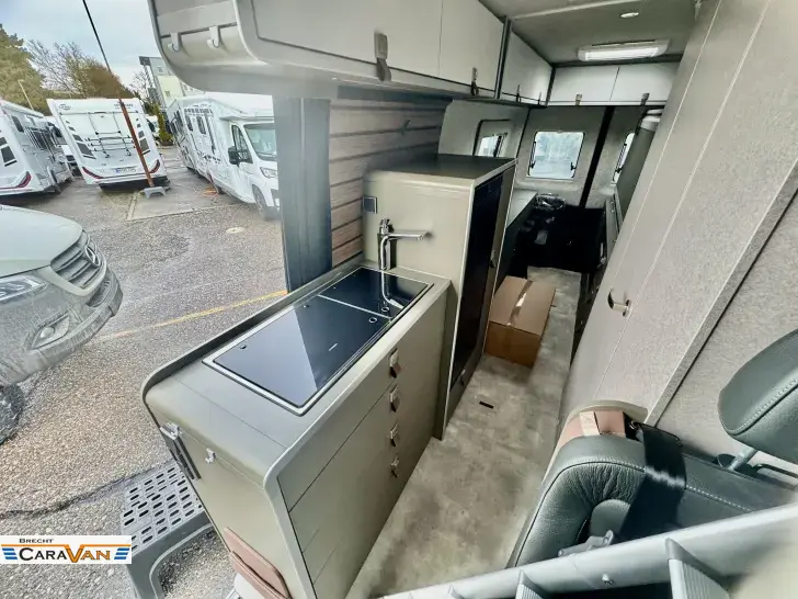 Fahrzeugbild Hymer Camper Van Grand Canyon S 700 4x4 VOLL UVP 161.639 Eur #4