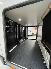 Fahrzeugbild Bürstner Signature SFT 7.0 #22