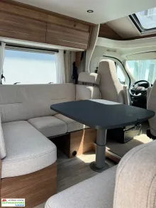 Fahrzeugbild Pilote P720P Expr. Autom. 5 Sitze -Tageszulassung- #11