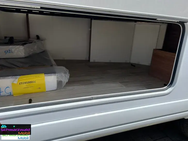 Fahrzeugbild Pilote P720P Expr. Autom. 5 Sitze -Tageszulassung- #13