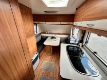 Fahrzeugbild Weinsberg CaraOne 400 LK mit Vorzelt #10