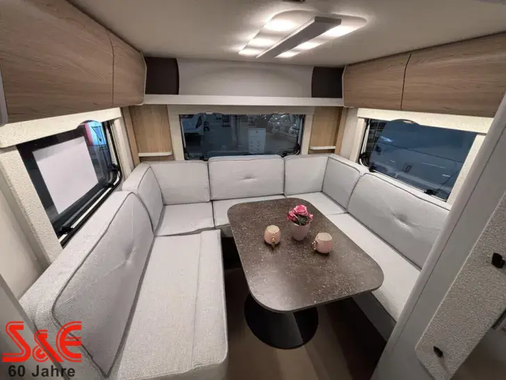 Fahrzeugbild Bürstner B66 520 TL Plus #10